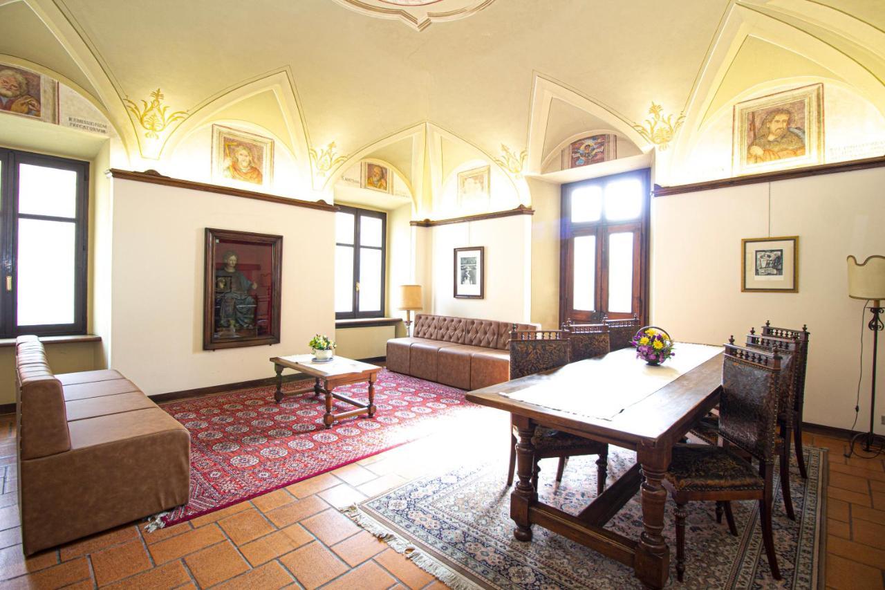 Hotel Il Chiostro By Lvg Hotel Collection Verbania Exterior foto