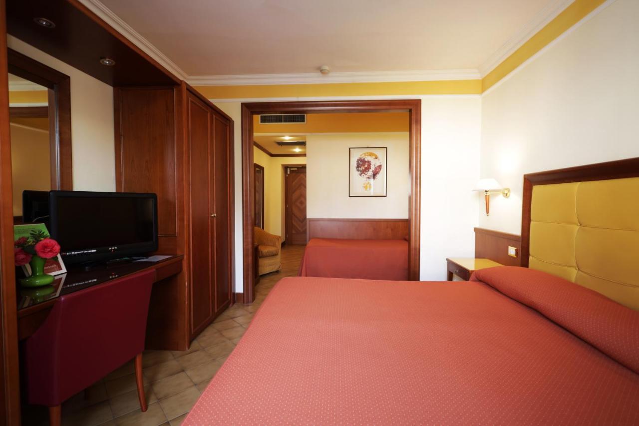 Hotel Il Chiostro By Lvg Hotel Collection Verbania Exterior foto
