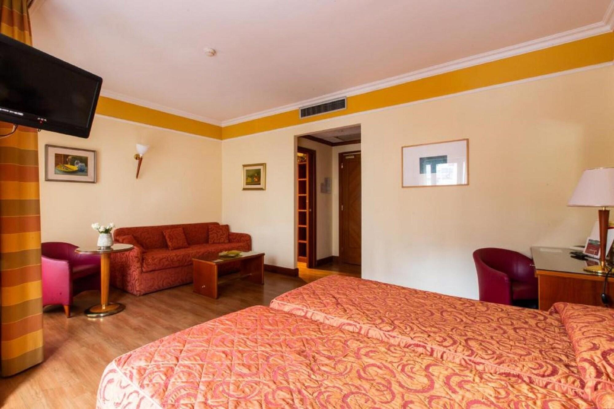 Hotel Il Chiostro By Lvg Hotel Collection Verbania Exterior foto