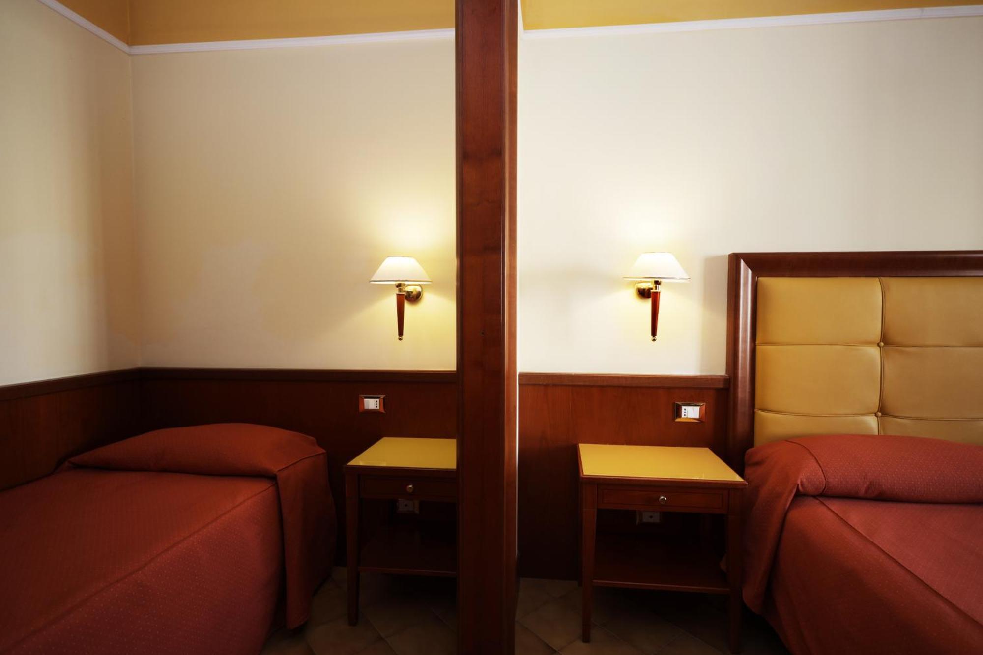Hotel Il Chiostro By Lvg Hotel Collection Verbania Quarto foto