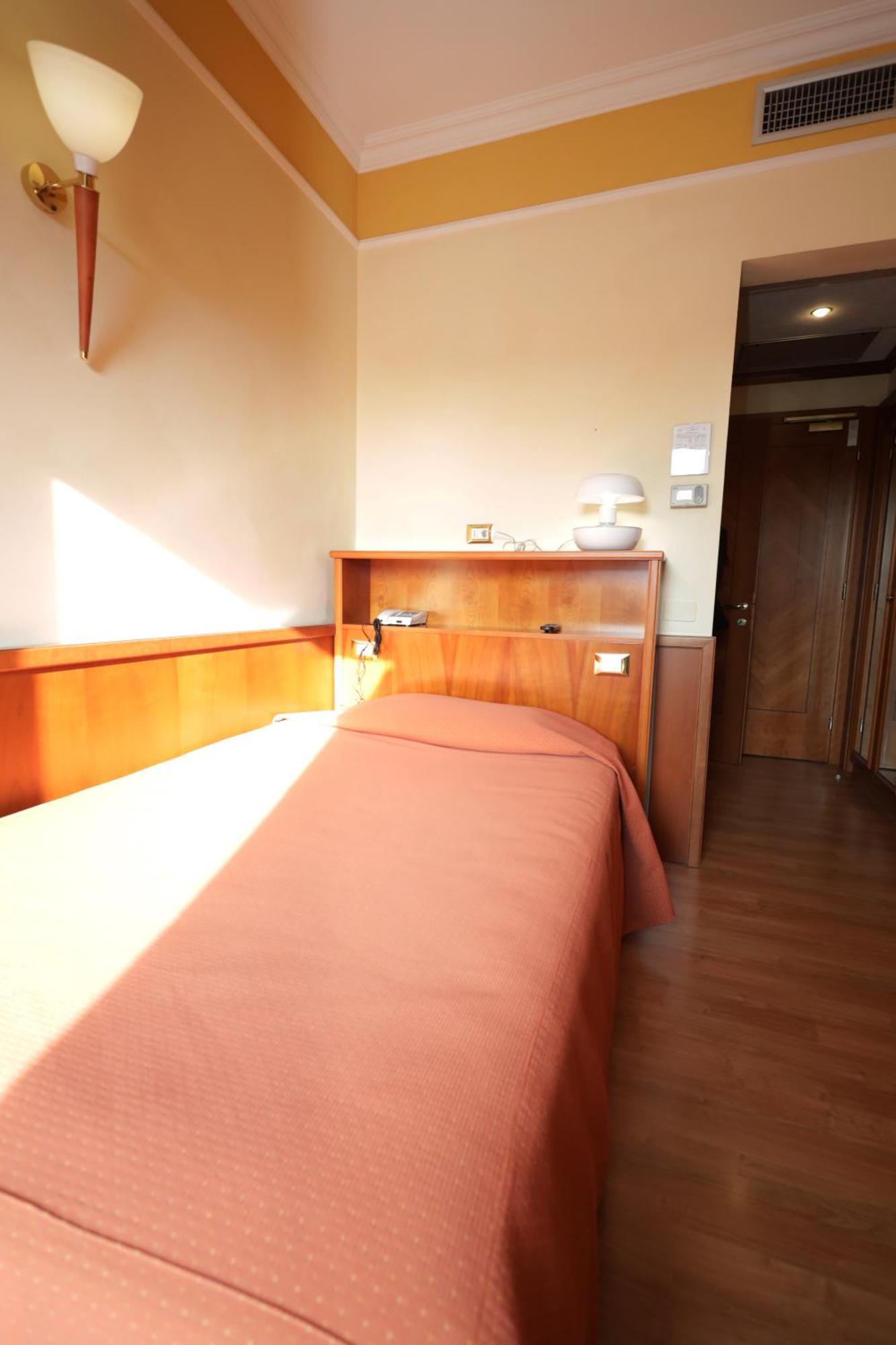 Hotel Il Chiostro By Lvg Hotel Collection Verbania Quarto foto